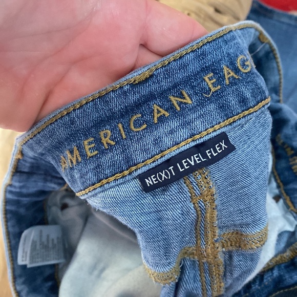 2 pair American eagle flex pants: jeans and khakis 28x34 - Picture 6 of 6